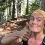 photo d'une fille dans la forêt